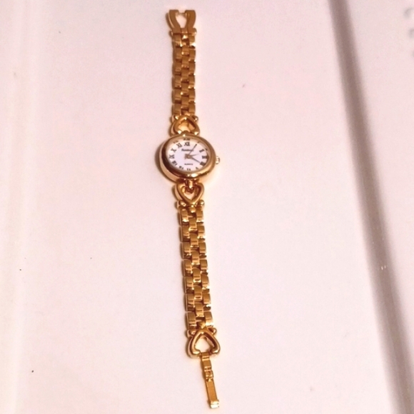 Beautiful! ARMITRON ⚜️ Women's Watch Gold & Silver Reversible Bracelet Band ⚜️ - Picture 2 of 11